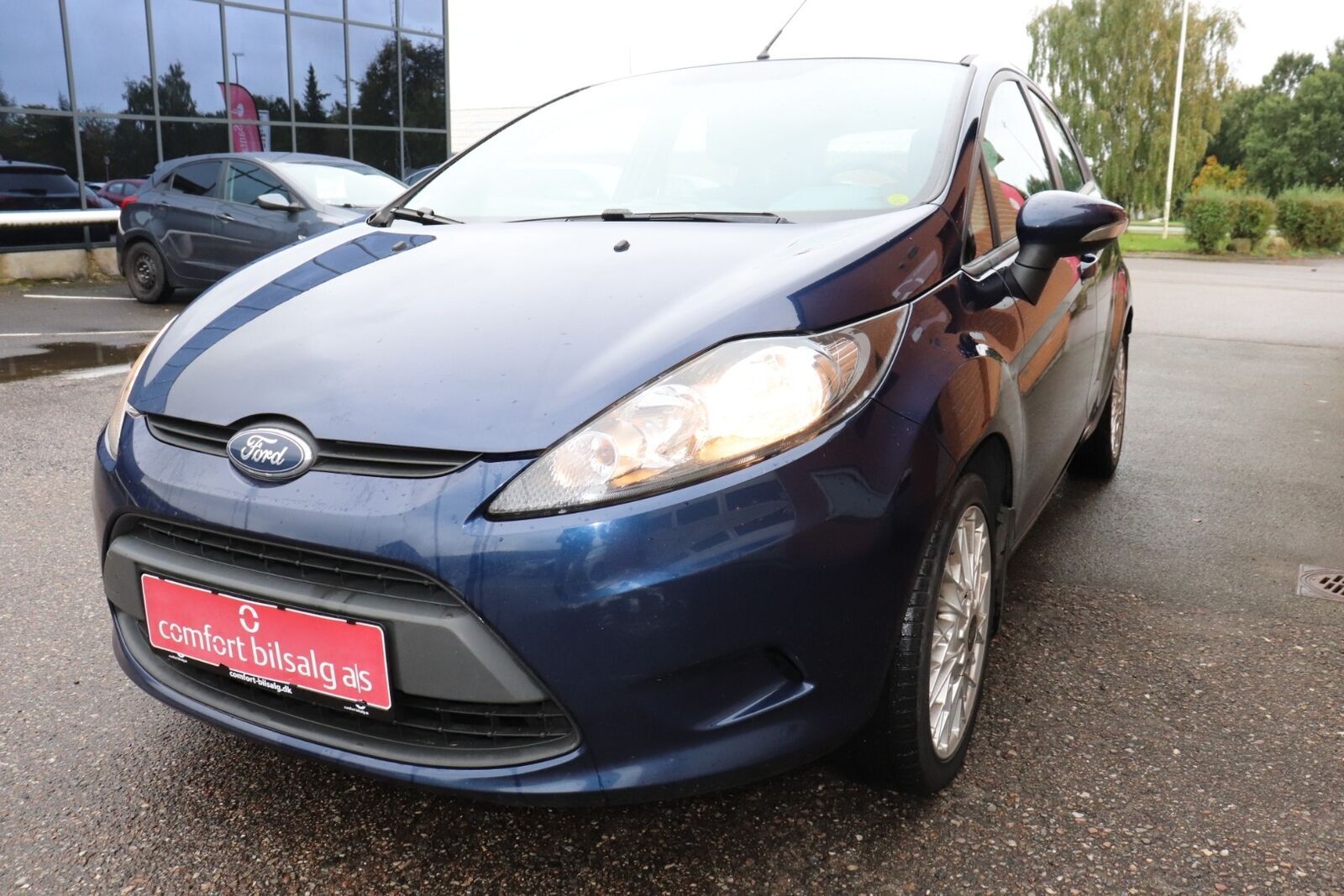 Blå Ford Fiesta fra 2011