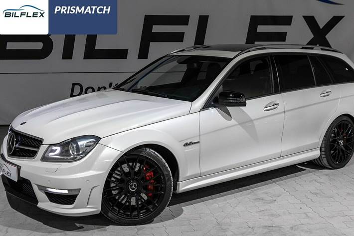 Hvid Mercedes C63 fra 2012