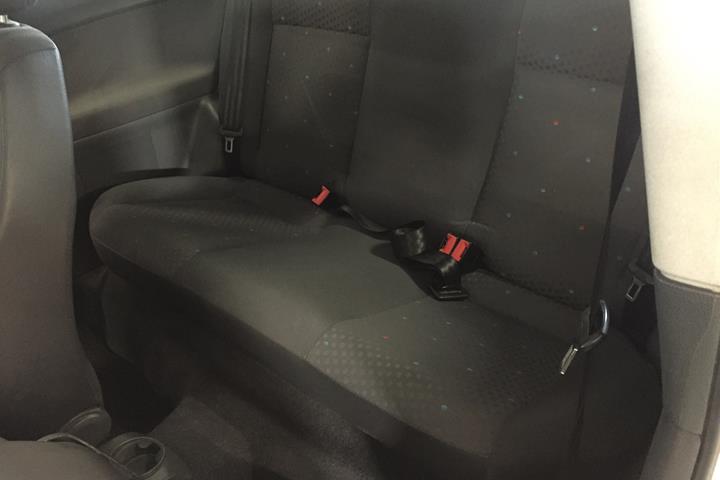 Sølv VW Polo fra 2004