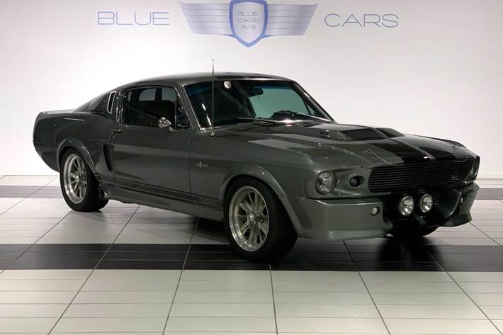 Grå Ford Mustang fra 1967