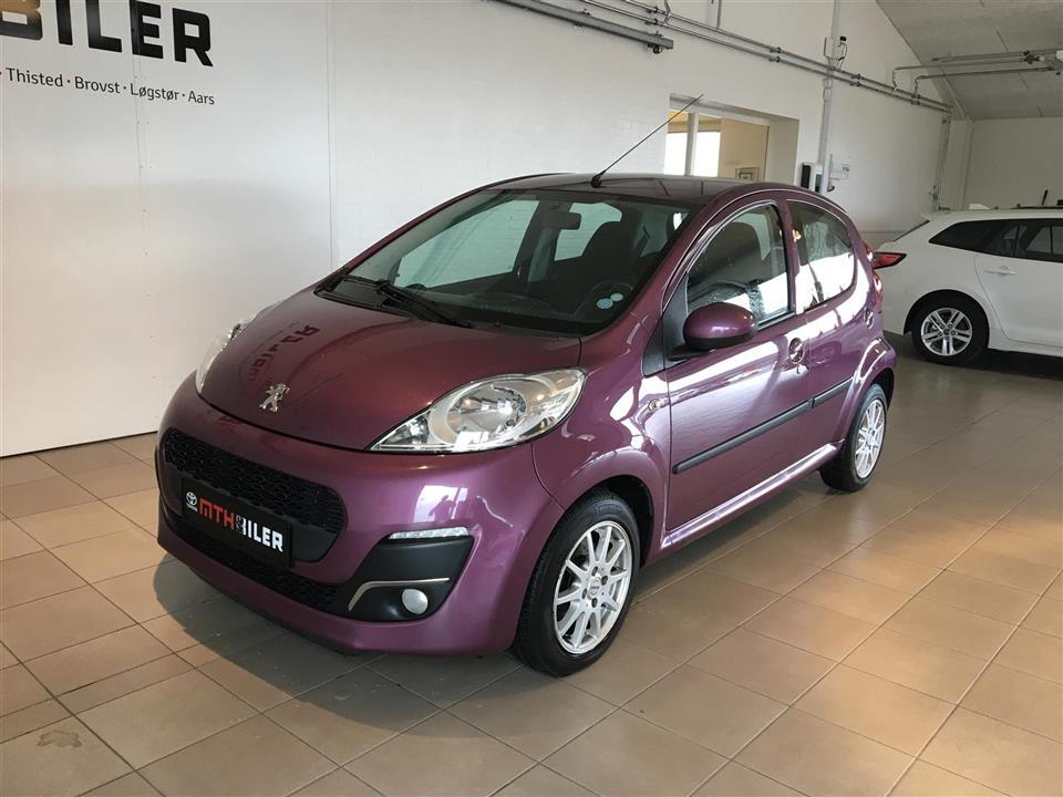 Lilla Peugeot 107 fra 2013