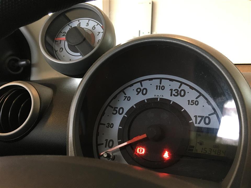 Lilla Peugeot 107 fra 2013
