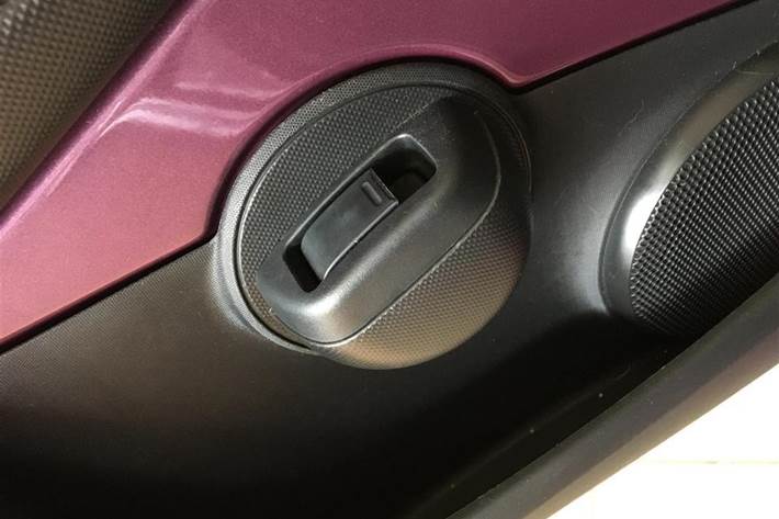 Lilla Peugeot 107 fra 2013