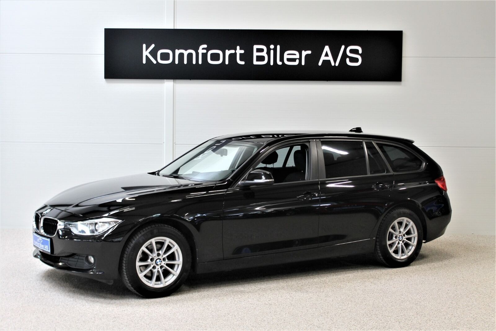 Guide til BMW 318d Touring Steptronic (Årgang 07/2015 - 02/2018)