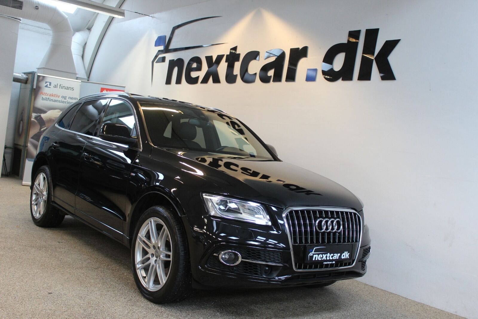 Grå Audi Q5 fra 2013