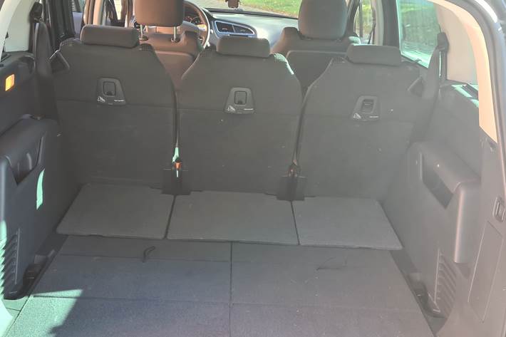 Sort Peugeot 5008 fra 2014