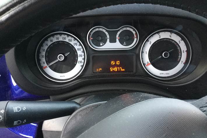 Blå Fiat 500L Living fra 2017