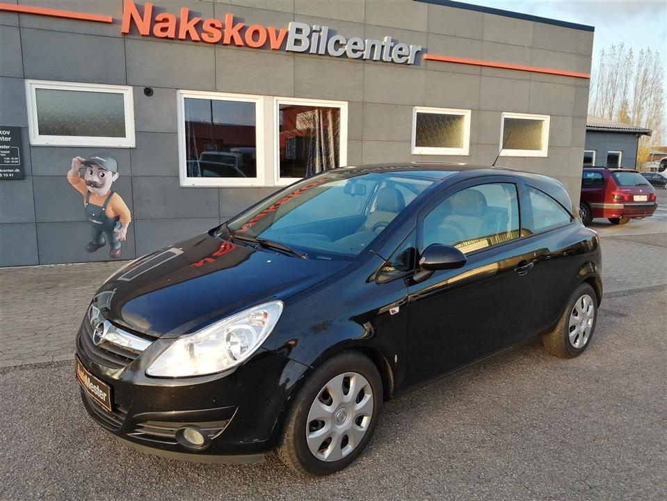 Brun Opel Corsa fra 2009