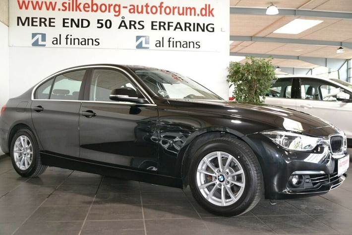 Grå BMW 320i fra 2018