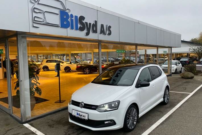 Hvid VW Polo fra 2015