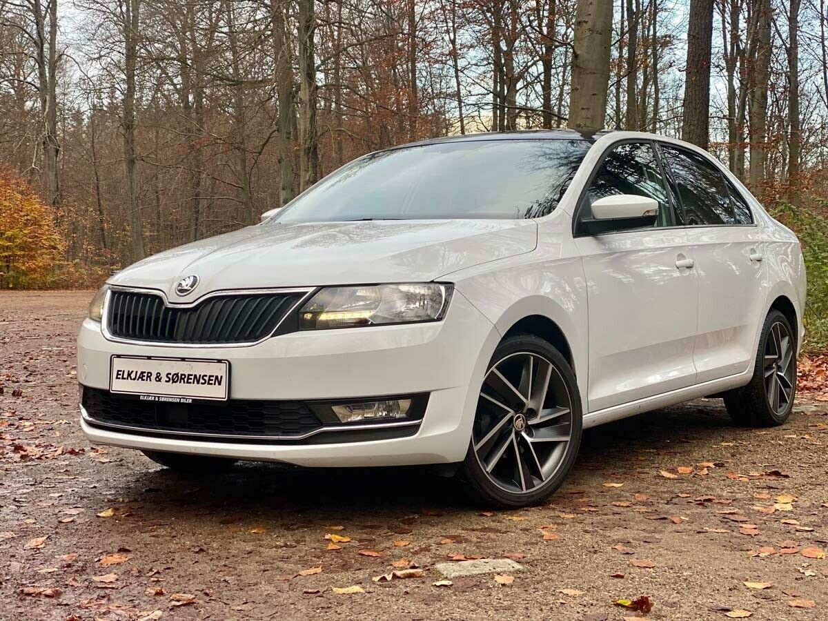 Hvid Skoda Rapid fra 2018