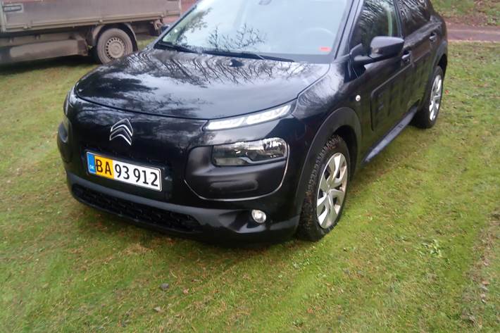 Sort Citroën C4 Cactus fra 2016