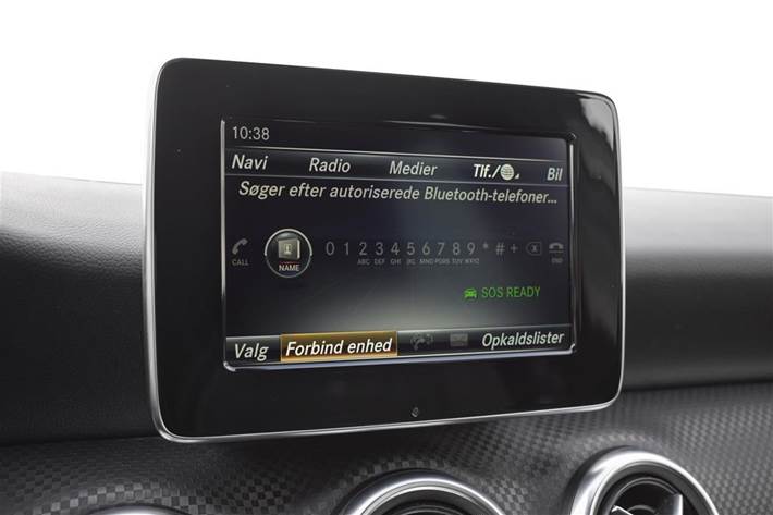 Grå Mercedes A200 fra 2017