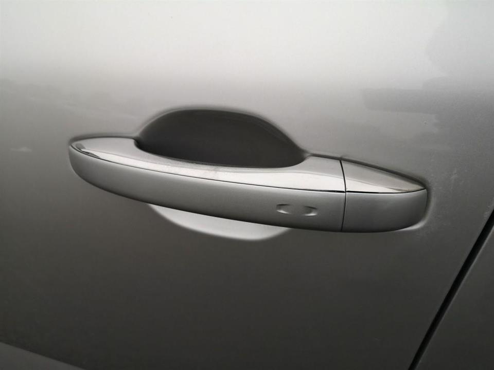 Grå Renault Mégane fra 2017