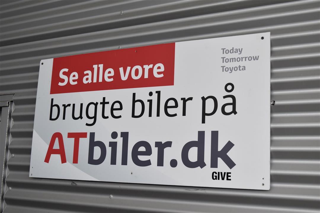 Grå Toyota Proace Verso fra 2021