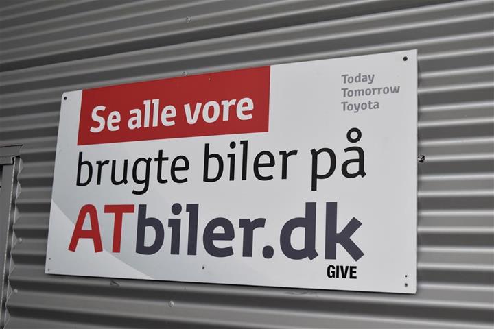 Grå Toyota Proace Verso fra 2021