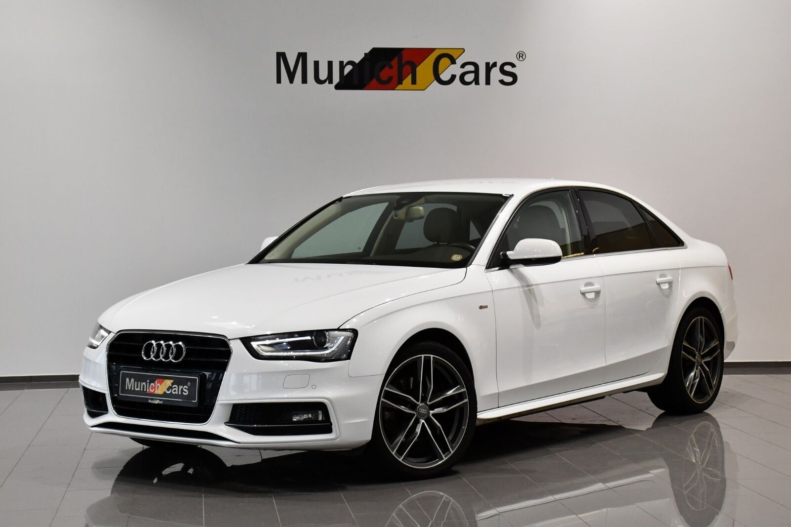 Hvid Audi A4 fra 2015
