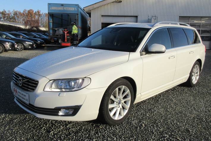 Hvid Volvo V70 fra 2016