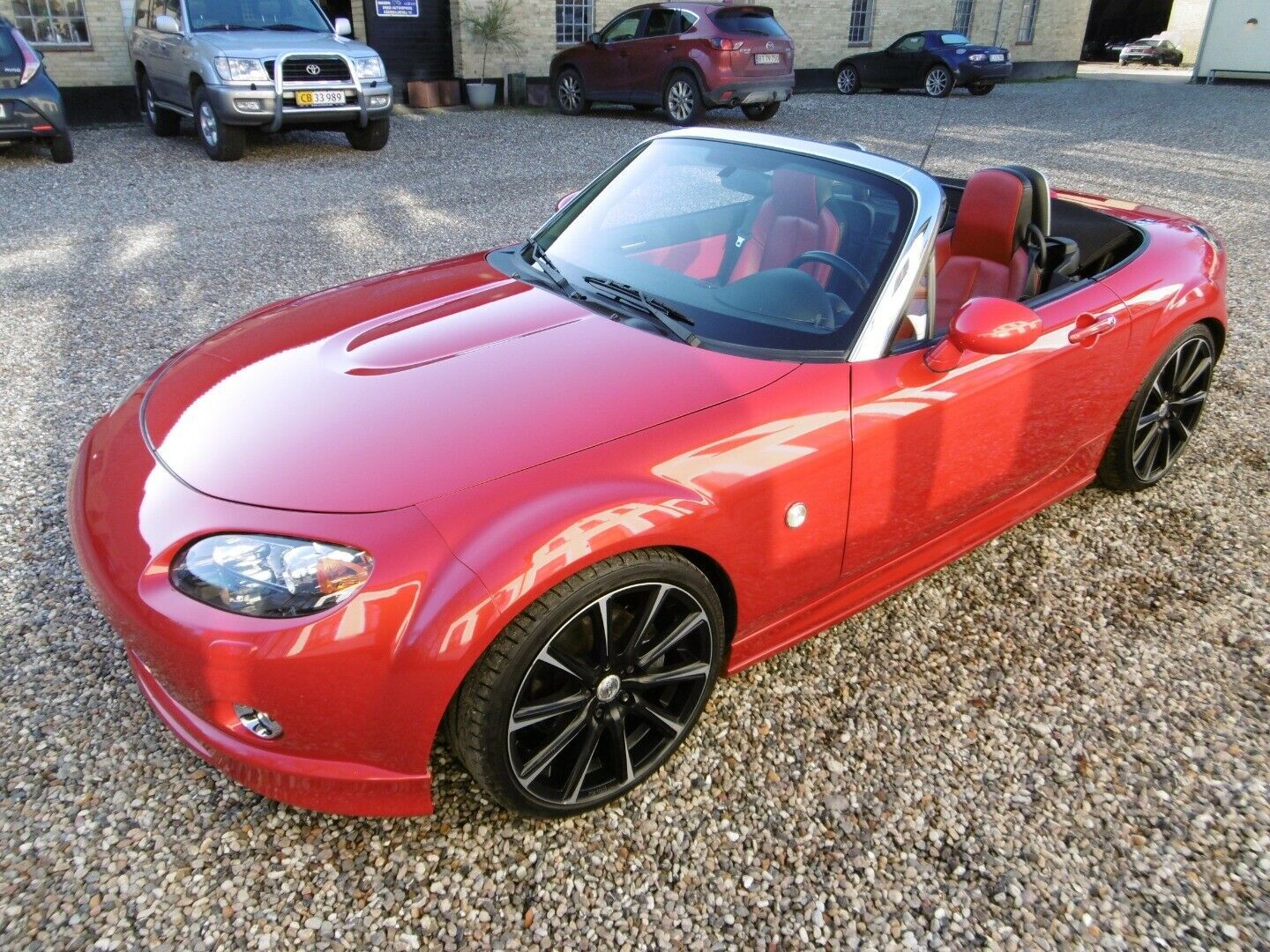 Grå Mazda MX-5 fra 2006
