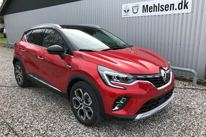 Grå Renault Captur fra 2020