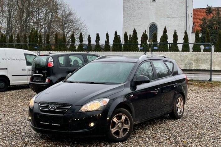 Hvid Kia Ceed fra 2008