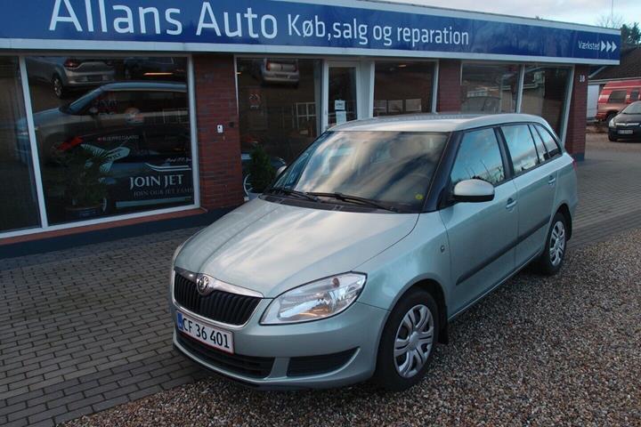 Grøn Skoda Fabia fra 2010