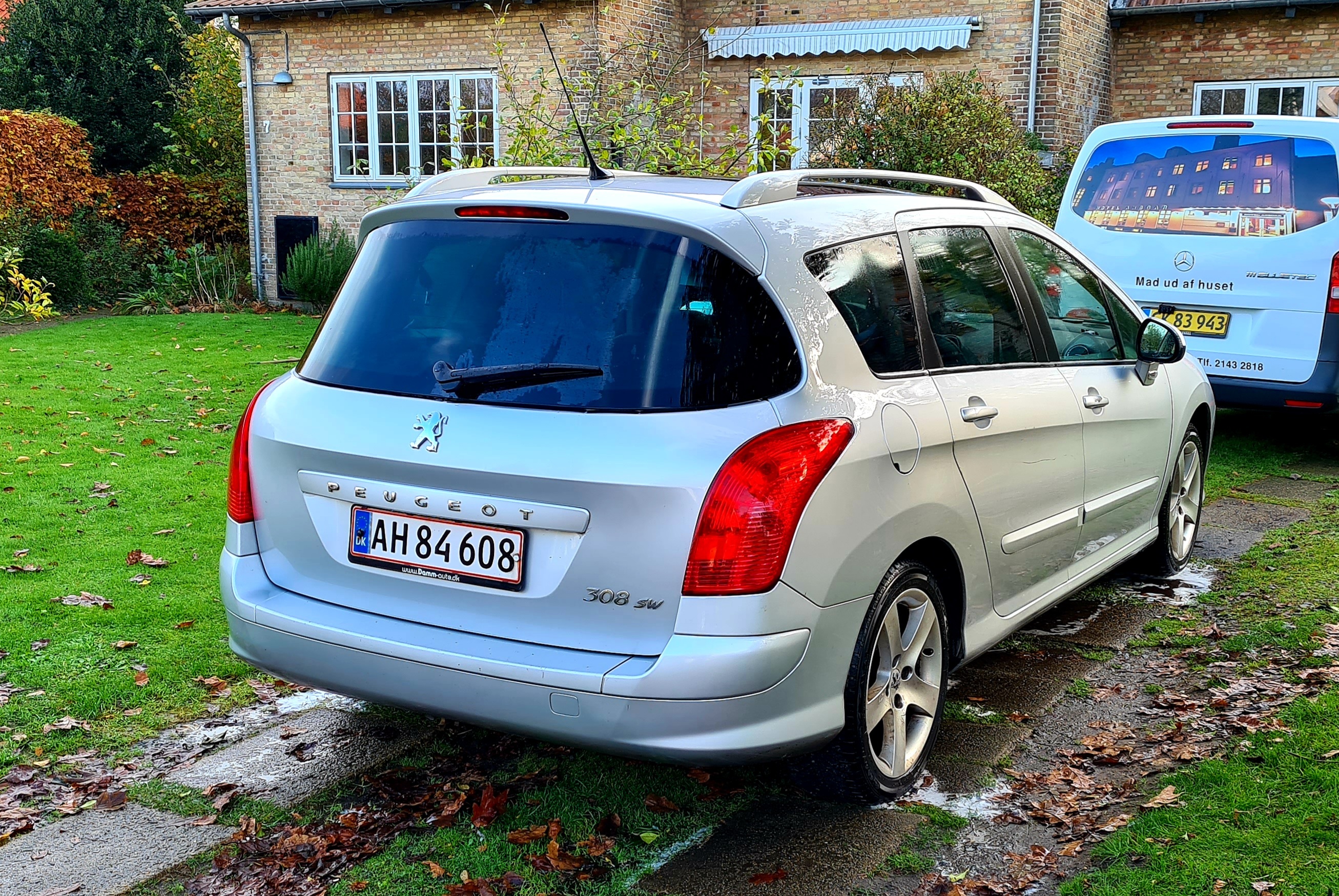 Sølv Peugeot 308 fra 2009