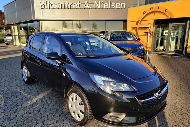 Sort Opel Corsa fra 2018