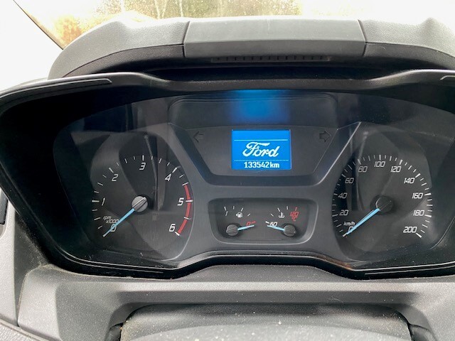 Blå Ford Transit fra 2015