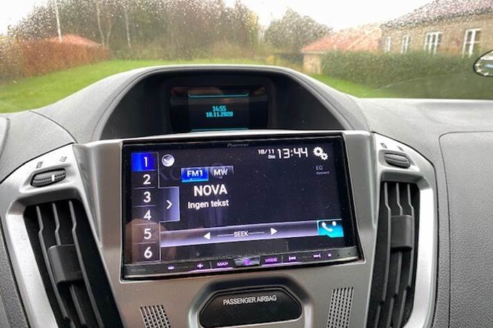 Blå Ford Transit fra 2015