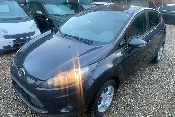 Sort Ford Fiesta fra 2011