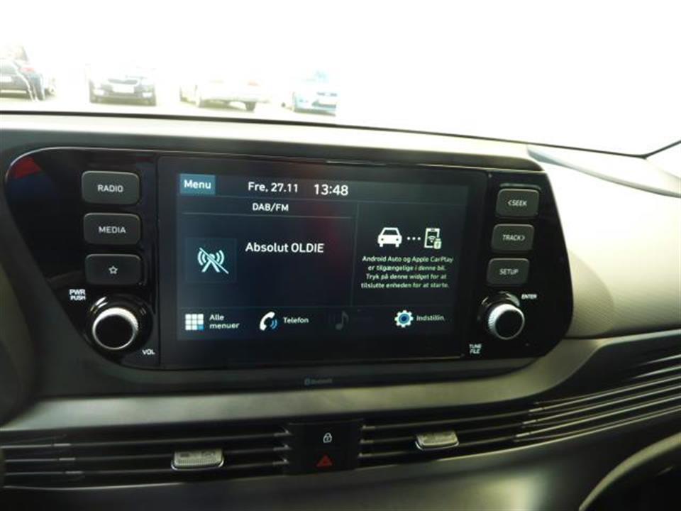 Hvid Hyundai i20 fra 2021