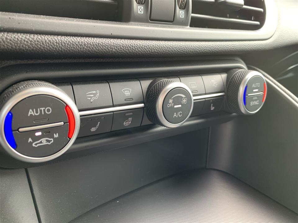 Sort Alfa Romeo Giulia fra 2018
