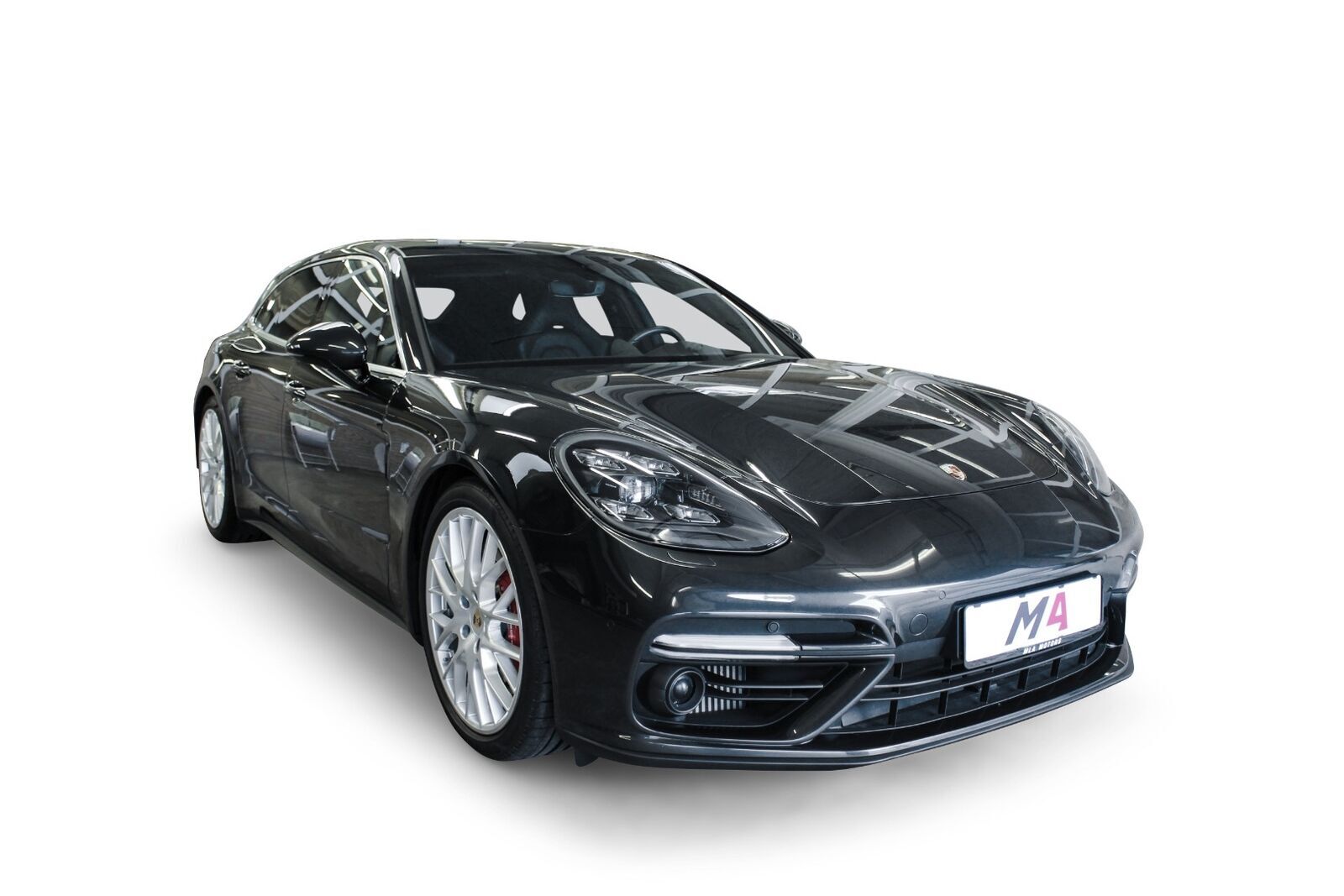 Grå Porsche Panamera Turbo fra 2018