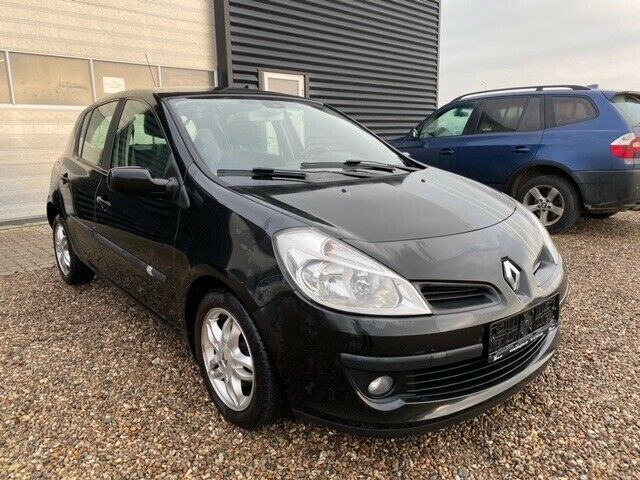 Sort Renault Clio III fra 2006