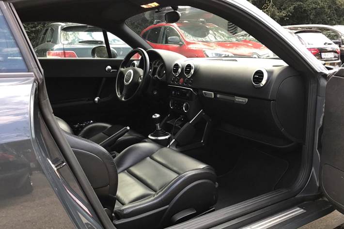 undefined Audi TT fra 2003