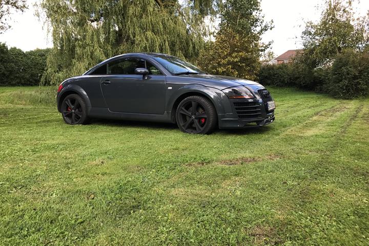 undefined Audi TT fra 2003