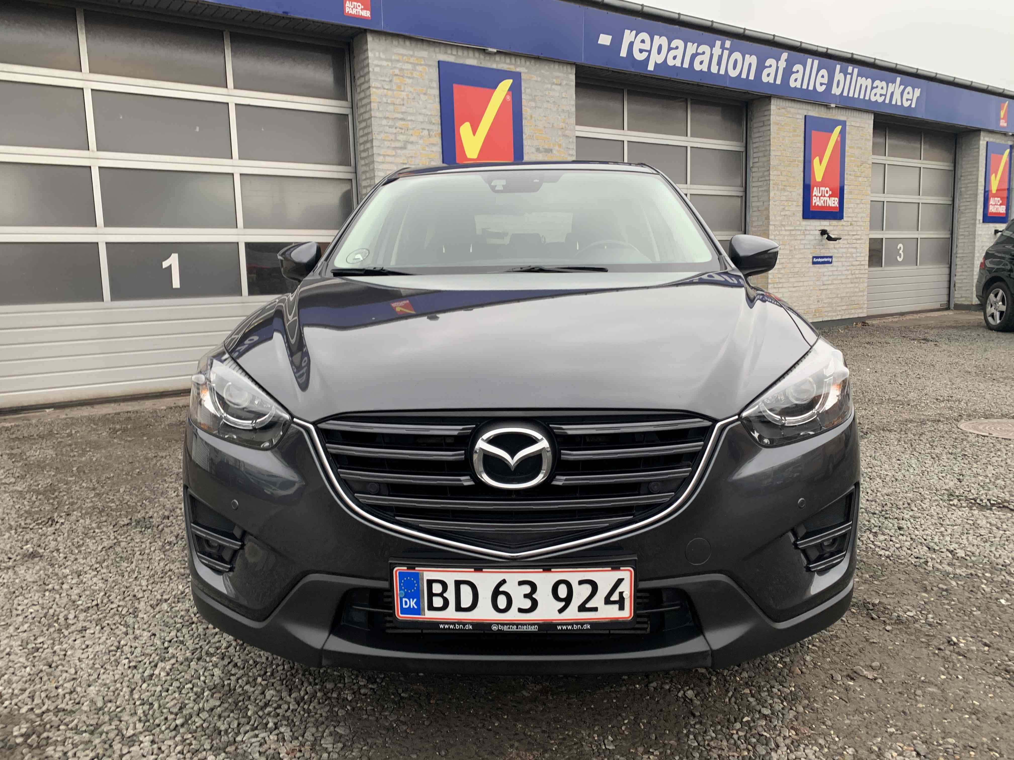 Grå Mazda CX-5 fra 2015