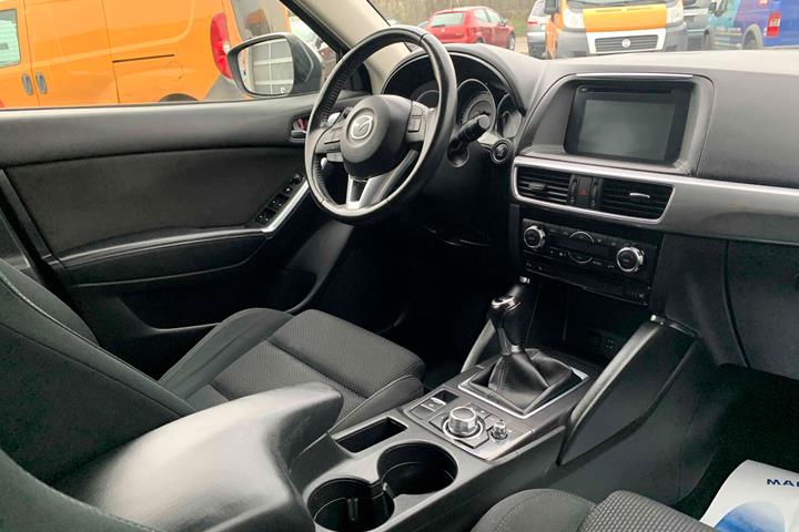 Grå Mazda CX-5 fra 2015