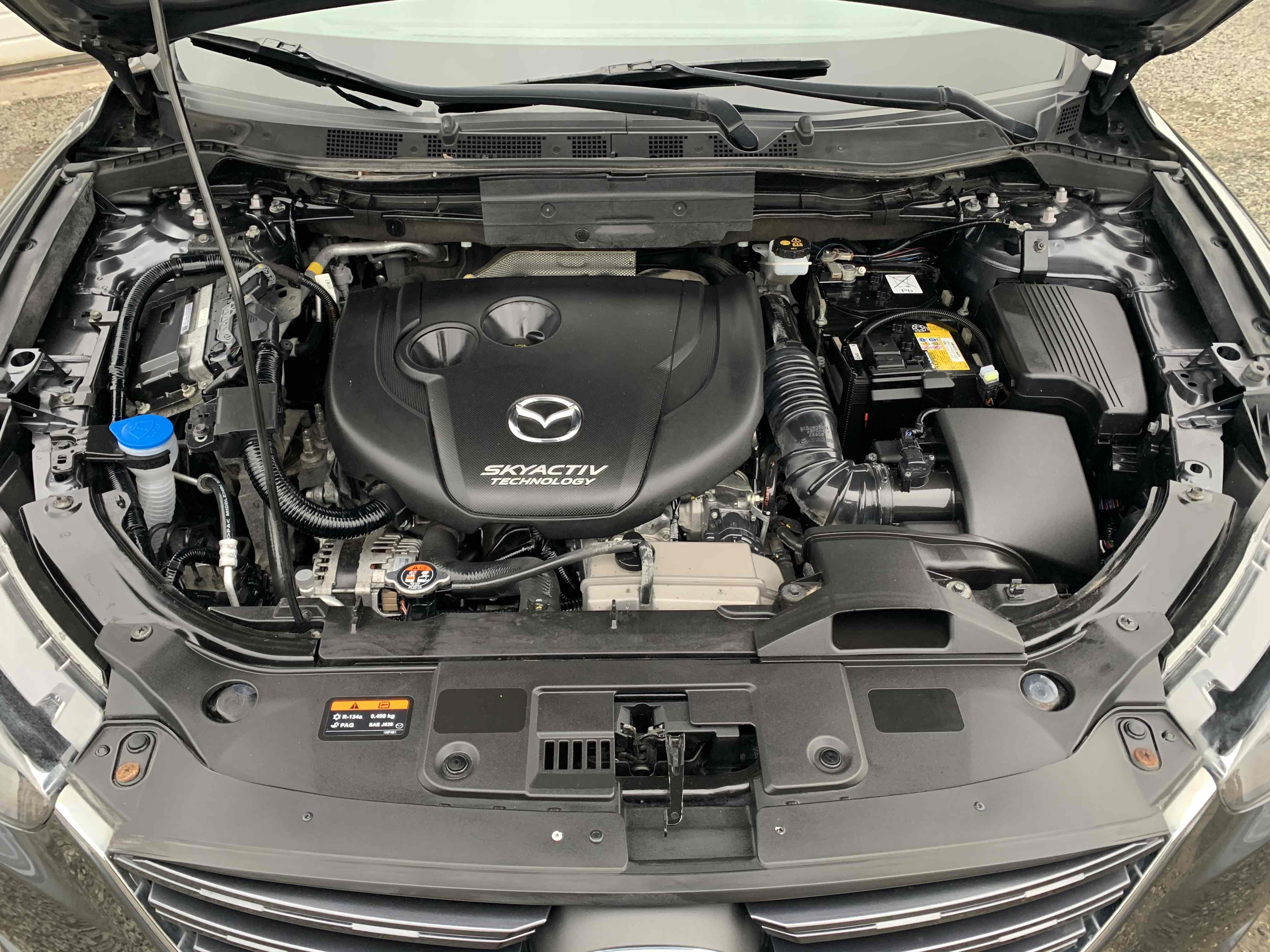 Grå Mazda CX-5 fra 2015