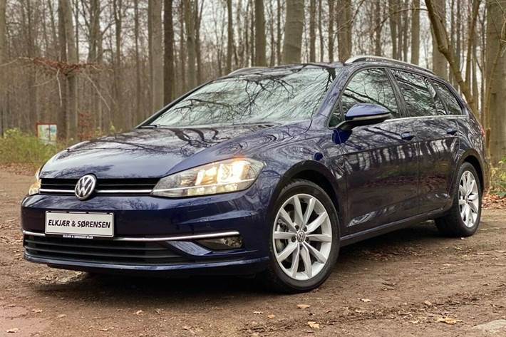 Blå VW Golf VII fra 2018
