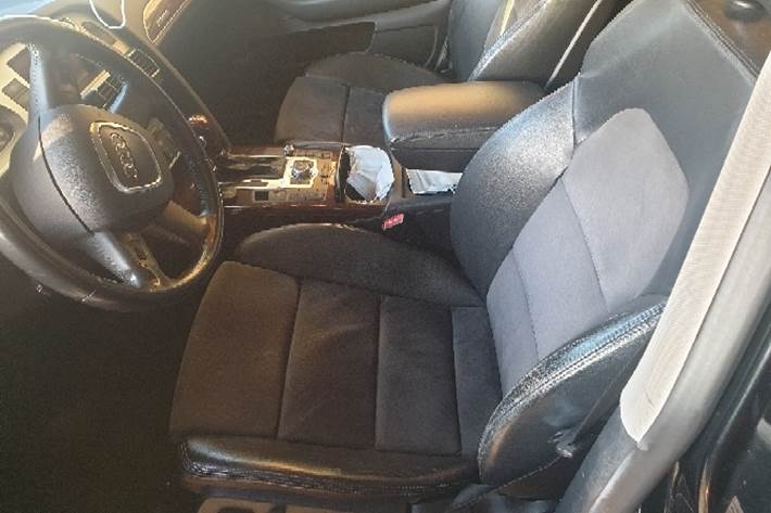 Sort Audi A6 fra 2006