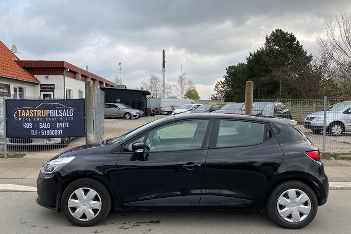 Sort Renault Clio IV fra 2013