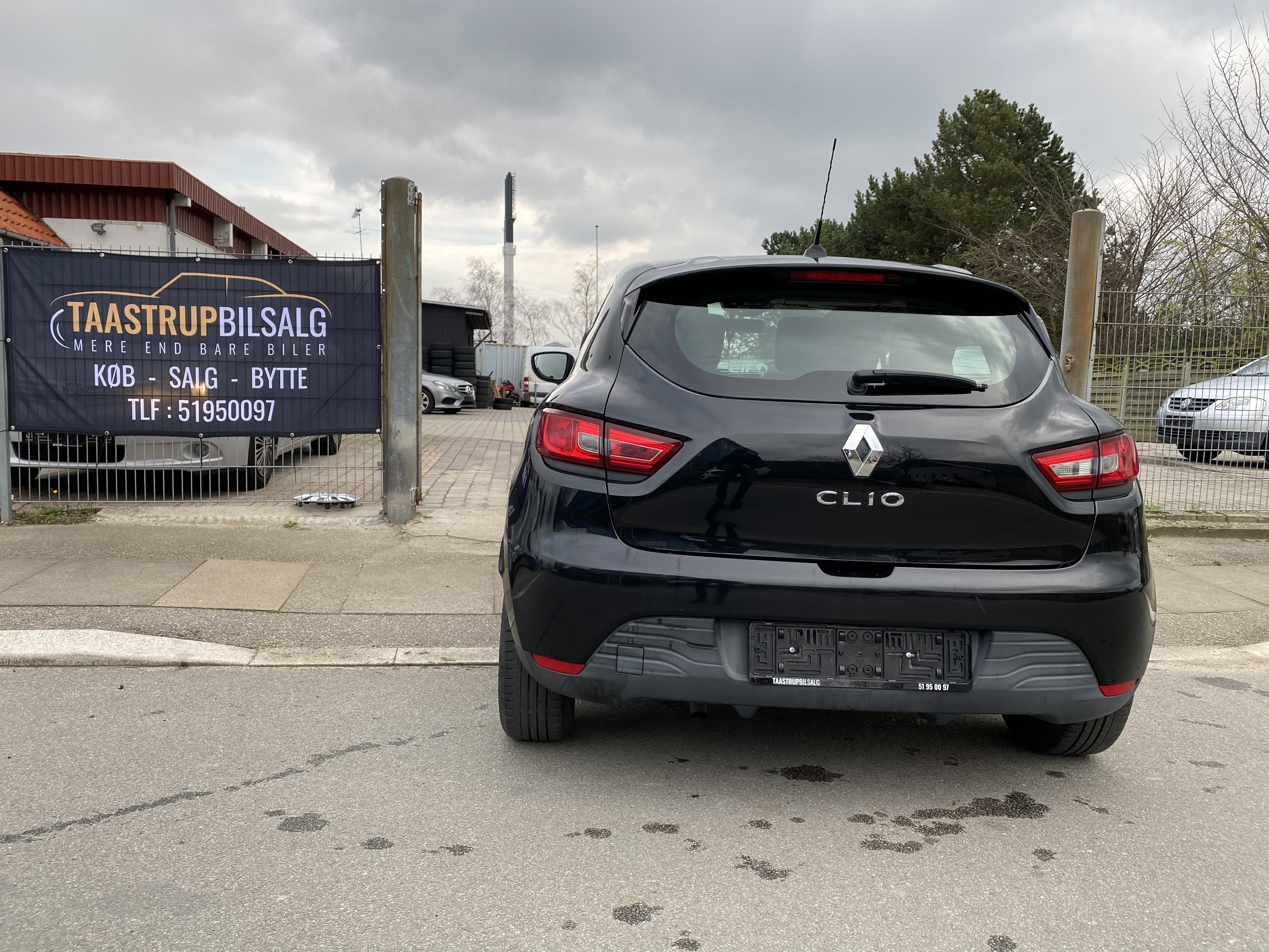 Sort Renault Clio IV fra 2013