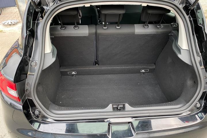 Sort Renault Clio IV fra 2013