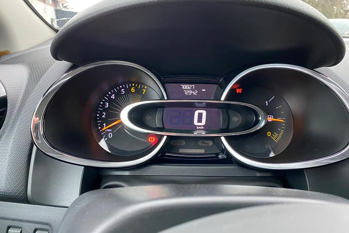 Sort Renault Clio IV fra 2013