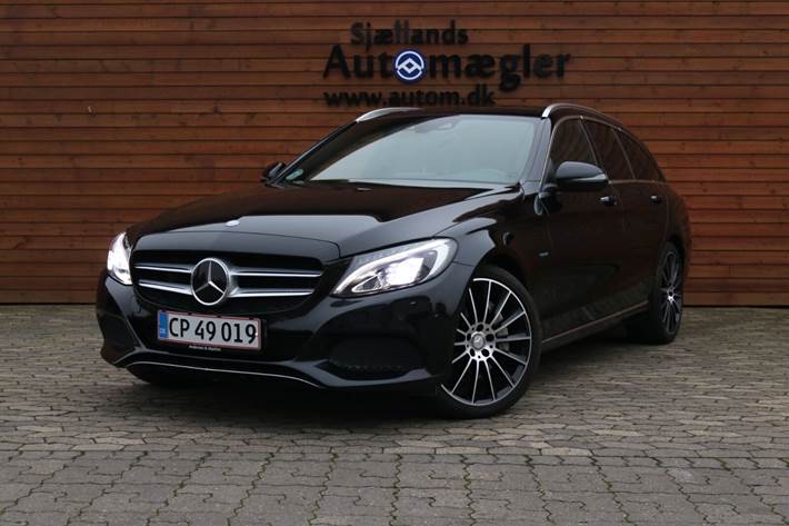 Grå Mercedes C350 e fra 2016