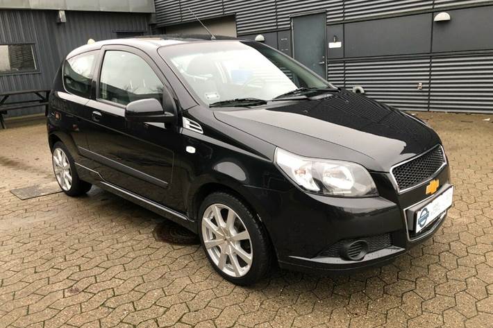 Grå Chevrolet Aveo fra 2011