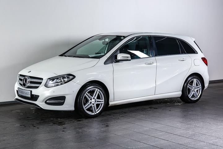 Hvid Mercedes B180 fra 2015