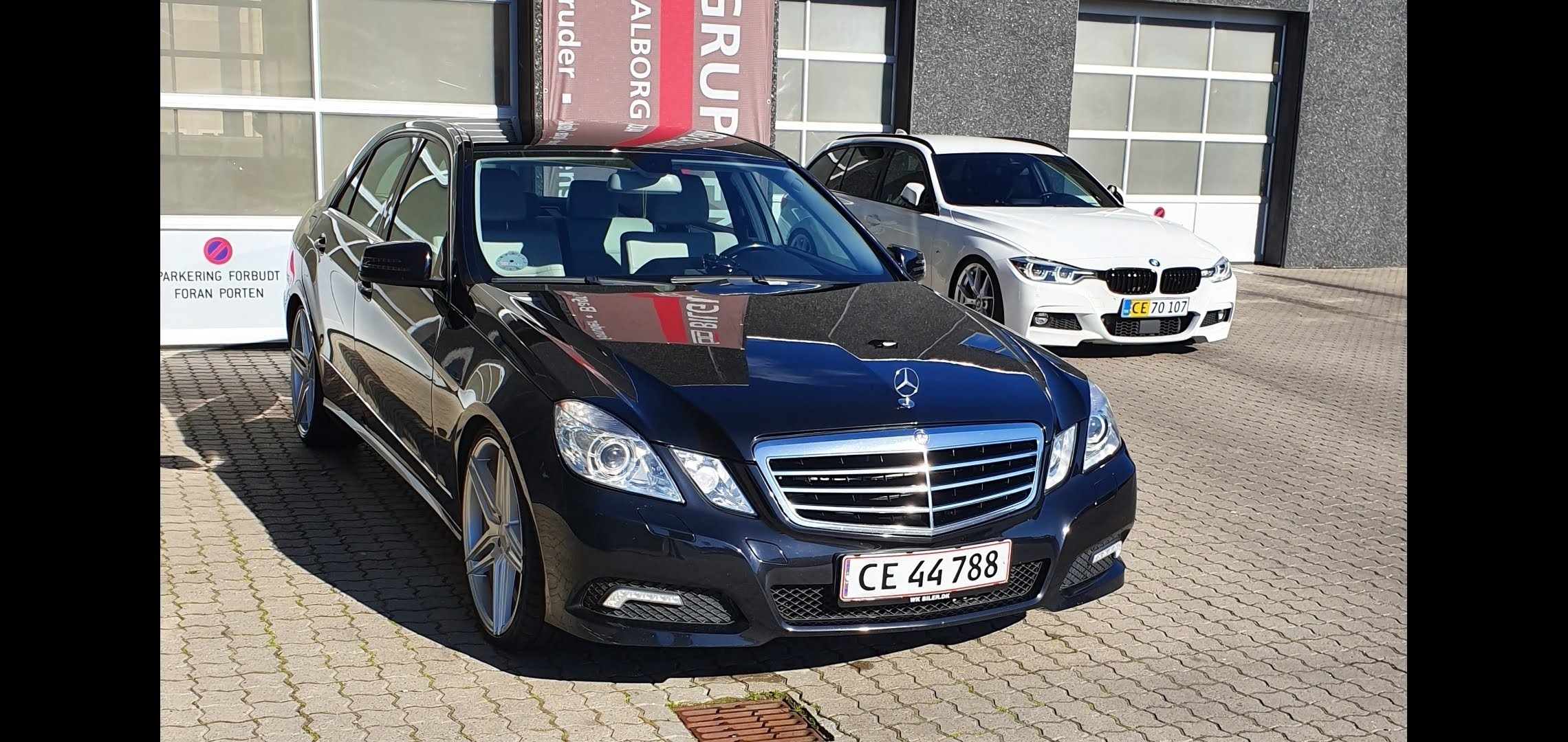 Sort Mercedes E350 fra 2010
